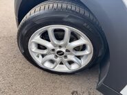 Mini Hatch 1.5 Cooper Euro 6 (s/s) 3dr 17