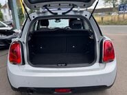 Mini Hatch 1.5 Cooper Euro 6 (s/s) 3dr 33