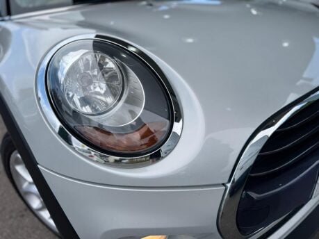 Mini Hatch 1.5 Cooper Euro 6 (s/s) 3dr 11
