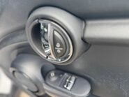Mini Hatch 1.5 Cooper Euro 6 (s/s) 3dr 19