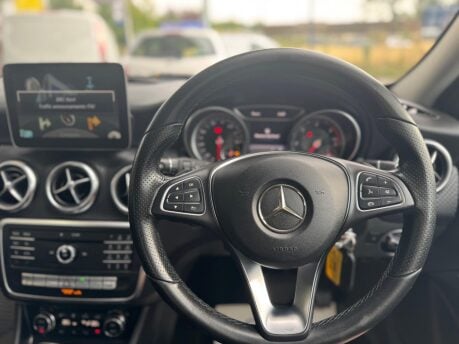 Mercedes-Benz A Class 1.5 A180d Sport (Executive) 7G-DCT Euro 6 (s/s) 5dr 22
