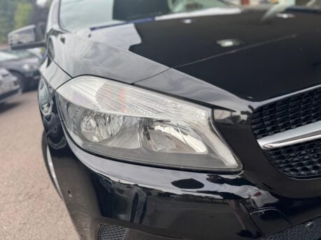 Mercedes-Benz A Class 1.5 A180d Sport (Executive) 7G-DCT Euro 6 (s/s) 5dr 11