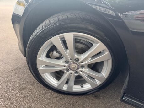 Mercedes-Benz A Class 1.5 A180d Sport (Executive) 7G-DCT Euro 6 (s/s) 5dr 16