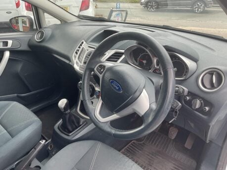 Ford Fiesta 1.25 Zetec Euro 5 5dr 13