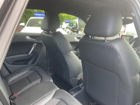 Audi A1 1.4 TFSI S line Sportback Euro 6 (s/s) 5dr 23