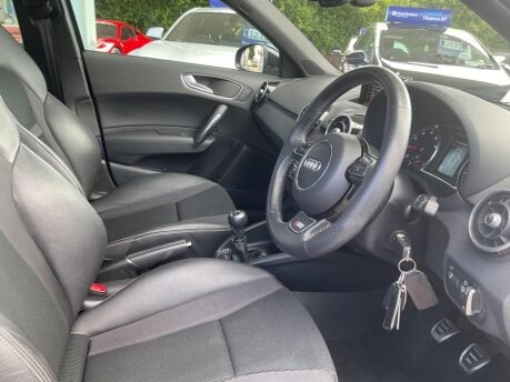 Audi A1 1.4 TFSI S line Sportback Euro 6 (s/s) 5dr 22