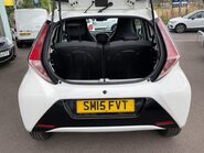 Toyota Aygo 1.0 VVT-i x-pression x-wave Euro 5 5dr Euro 5 29