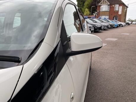 Toyota Aygo 1.0 VVT-i x-pression x-wave Euro 5 5dr Euro 5 28