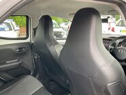 Toyota Aygo 1.0 VVT-i x-pression x-wave Euro 5 5dr Euro 5 16