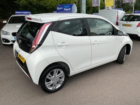 Toyota Aygo 1.0 VVT-i x-pression x-wave Euro 5 5dr Euro 5 12