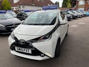 Toyota Aygo 1.0 VVT-i x-pression x-wave Euro 5 5dr Euro 5 9