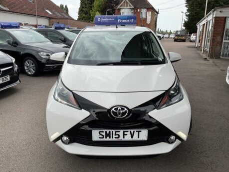 Toyota Aygo 1.0 VVT-i x-pression x-wave Euro 5 5dr Euro 5 2