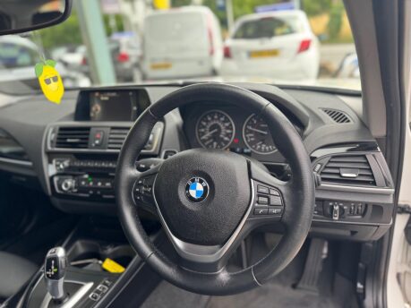 BMW 1 Series 1.5 118i Sport Auto Euro 6 (s/s) 5dr 29