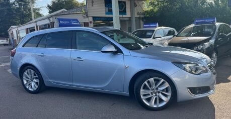 Vauxhall Insignia 2.0 CDTi ecoFLEX SRi Nav Sports Tourer Euro 6 (s/s) 5dr 8