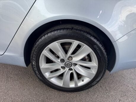 Vauxhall Insignia 2.0 CDTi ecoFLEX SRi Nav Sports Tourer Euro 6 (s/s) 5dr 24