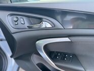 Vauxhall Insignia 2.0 CDTi ecoFLEX SRi Nav Sports Tourer Euro 6 (s/s) 5dr 21