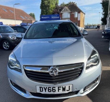 Vauxhall Insignia 2.0 CDTi ecoFLEX SRi Nav Sports Tourer Euro 6 (s/s) 5dr 2