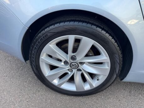 Vauxhall Insignia 2.0 CDTi ecoFLEX SRi Nav Sports Tourer Euro 6 (s/s) 5dr 23