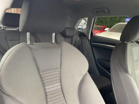 Audi A3 1.6 TDI Sport Sportback S Tronic Euro 6 (s/s) 5dr 7