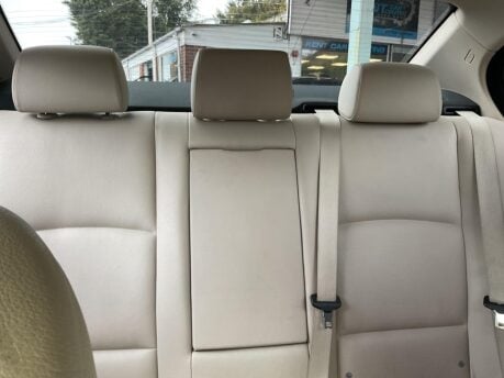 BMW 5 Series 3.0 530d SE Steptronic Euro 5 4dr 10