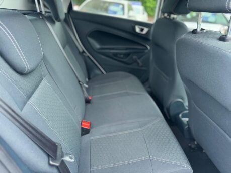 Ford Fiesta 1.25 Zetec Euro 5 5dr 28