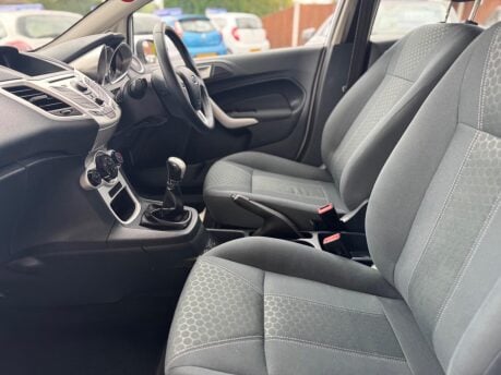 Ford Fiesta 1.25 Zetec Euro 5 5dr 31