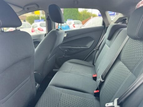 Ford Fiesta 1.25 Zetec Euro 5 5dr 29