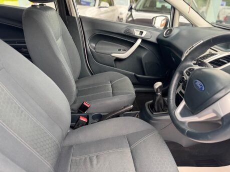 Ford Fiesta 1.25 Zetec Euro 5 5dr 26
