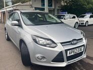 Ford Focus 1.6 Zetec Euro 5 5dr 5