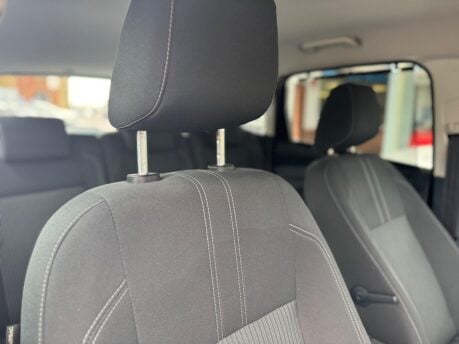 Ford C-Max 1.6 TDCi Titanium Euro 5 5dr 26