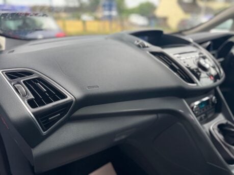 Ford C-Max 1.6 TDCi Titanium Euro 5 5dr 33