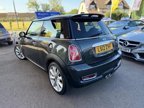 Mini Hatch 2.0 Cooper SD Auto Euro 5 3dr 5
