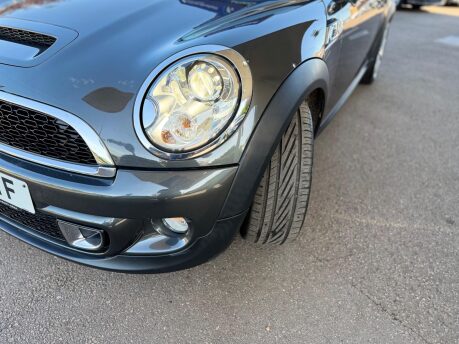 Mini Hatch 2.0 Cooper SD Auto Euro 5 3dr 32