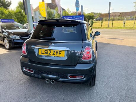 Mini Hatch 2.0 Cooper SD Auto Euro 5 3dr 12
