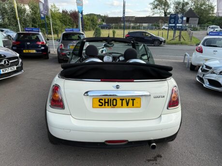 Mini Convertible 1.6 Cooper Euro 5 2dr 17