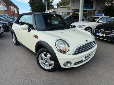 Mini Convertible 1.6 Cooper Euro 5 2dr 9