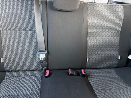 Toyota Yaris 1.33 Dual VVT-i TR Euro 5 5dr 9