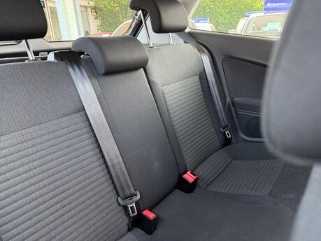 Volkswagen Polo 1.4 SE Euro 5 3dr 9