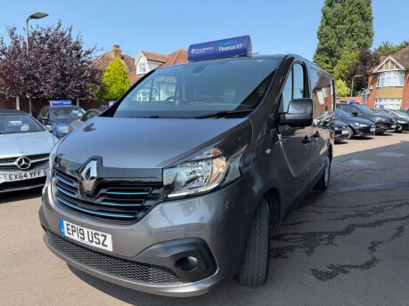 Renault Trafic 1.6 dCi 27 Sport Nav SWB Standard Roof Euro 6 5dr 3