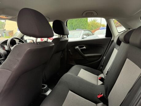 Volkswagen Polo 1.2 S Euro 5 5dr (A/C) 28