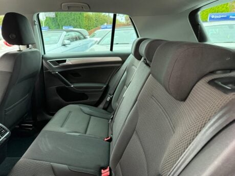 Volkswagen Golf 1.6 TDI BlueMotion Tech Match Edition Euro 6 (s/s) 5dr 17
