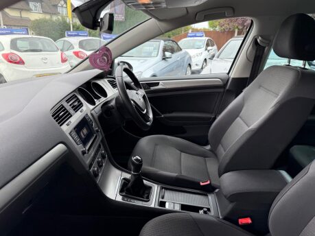 Volkswagen Golf 1.6 TDI BlueMotion Tech Match Edition Euro 6 (s/s) 5dr 31
