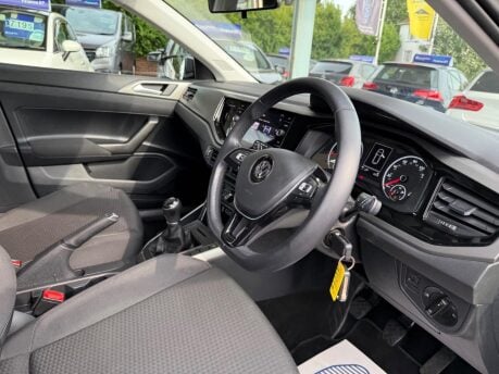 Volkswagen Polo 1.0 SE Euro 6 (s/s) 5dr 27