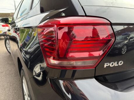 Volkswagen Polo 1.0 SE Euro 6 (s/s) 5dr 15