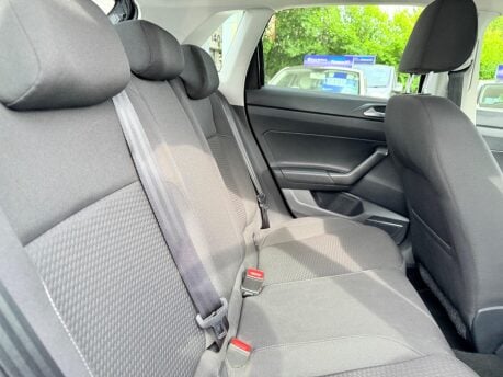 Volkswagen Polo 1.0 SE Euro 6 (s/s) 5dr 29
