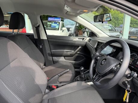 Volkswagen Polo 1.0 SE Euro 6 (s/s) 5dr 26