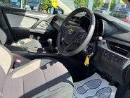 Toyota Avensis 2.0 D-4D Business Edition Touring Sports Euro 6 (s/s) 5dr 31