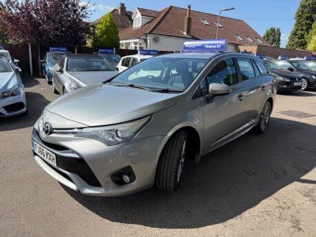 Toyota Avensis 2.0 D-4D Business Edition Touring Sports Euro 6 (s/s) 5dr 4