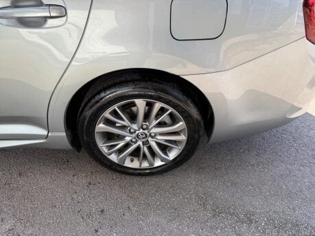 Toyota Avensis 2.0 D-4D Business Edition Touring Sports Euro 6 (s/s) 5dr 20