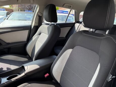 Toyota Avensis 2.0 D-4D Business Edition Touring Sports Euro 6 (s/s) 5dr 38